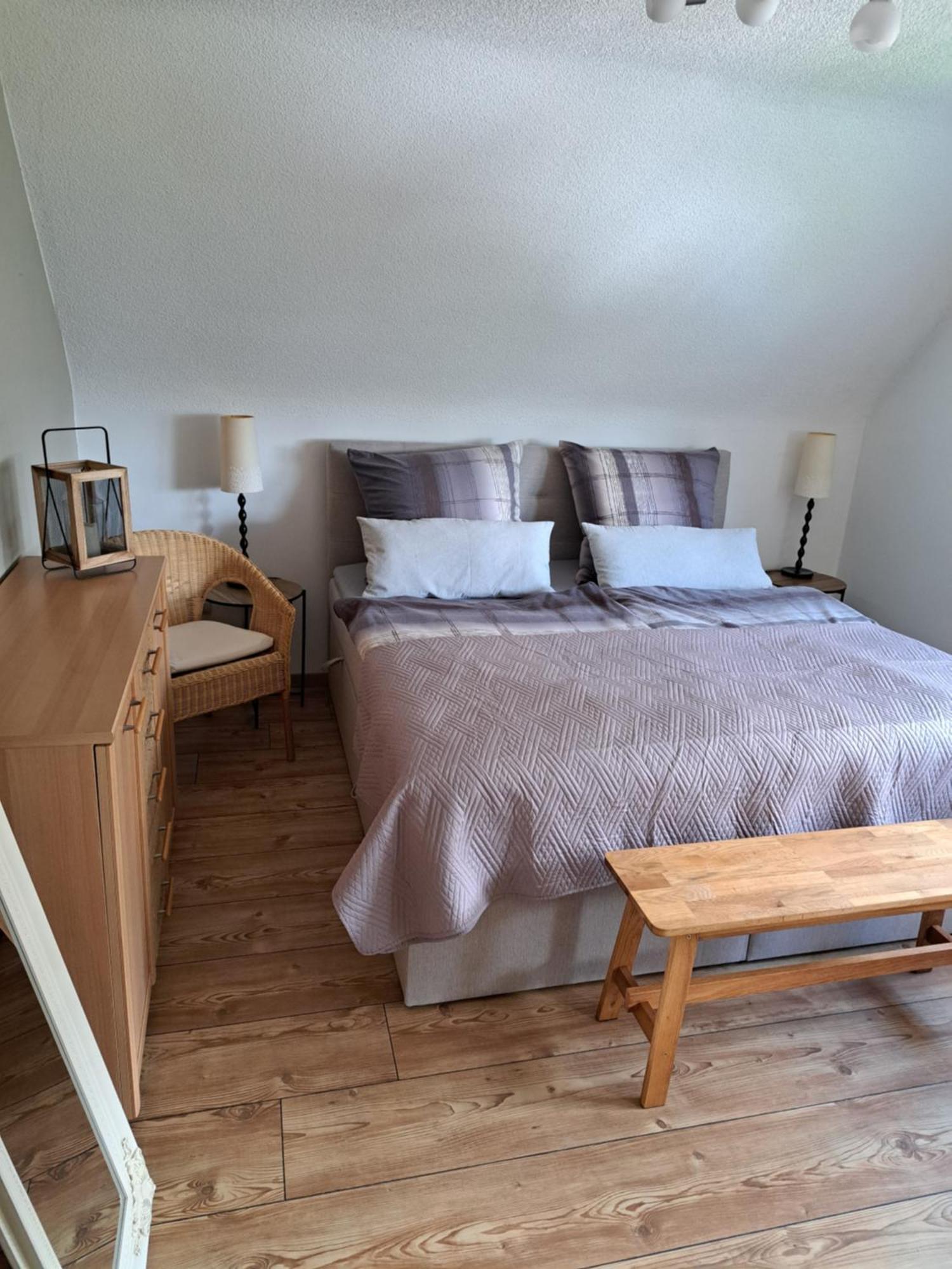 Wunderschoenes 2 Zimmer Apartment Inkl. Parkplatz Asbach  Exterior foto